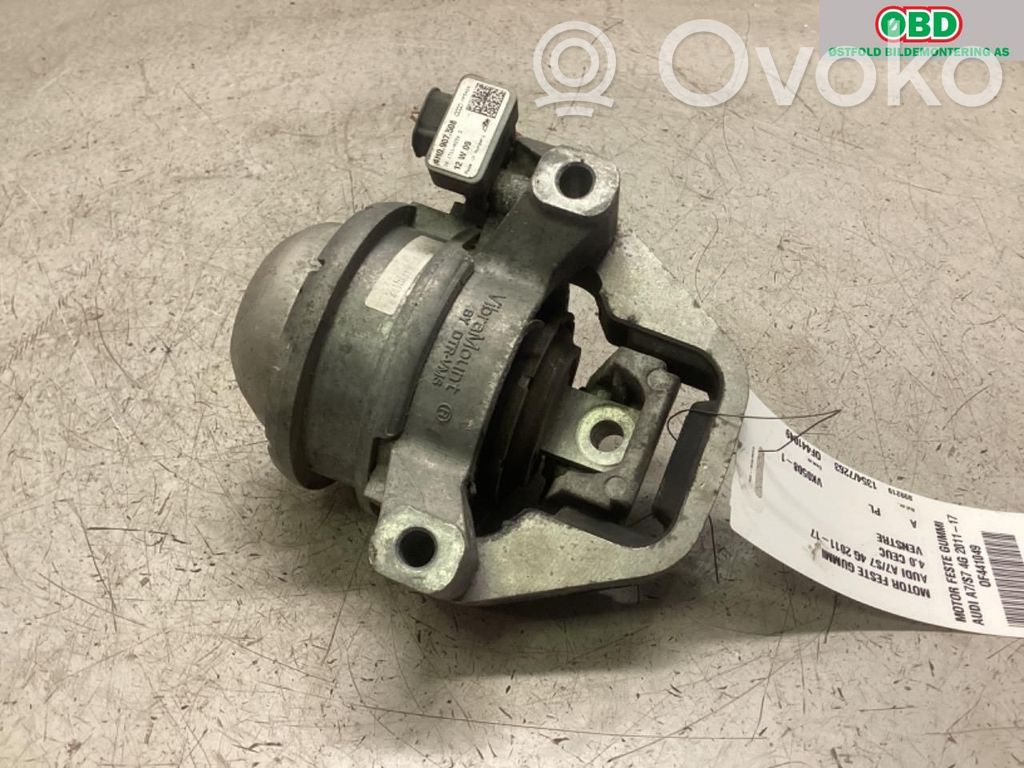 Audi A7 S7 4G Engine mount bracket 