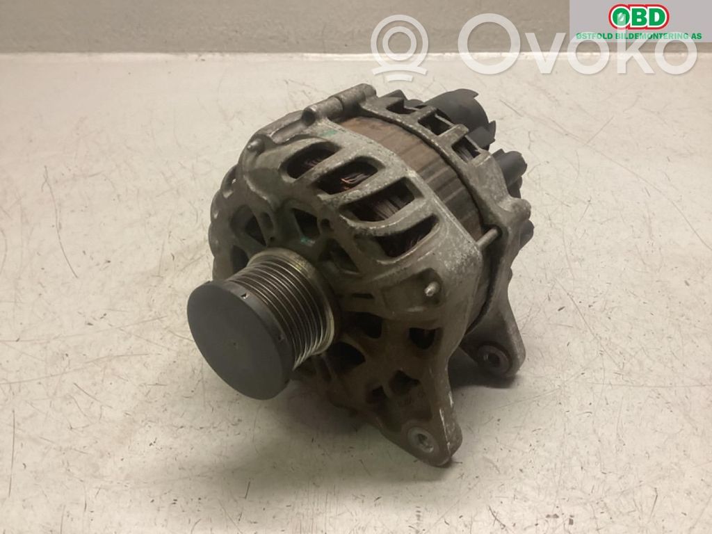 Renault Captur Generator/alternator 