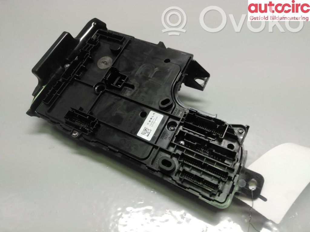 Central body control module   165765000C,165765000C