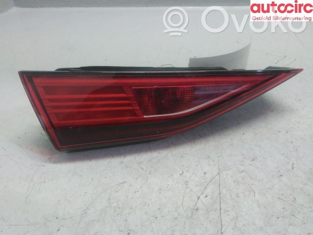 Audi A3 8Y Luz trasera/de freno 