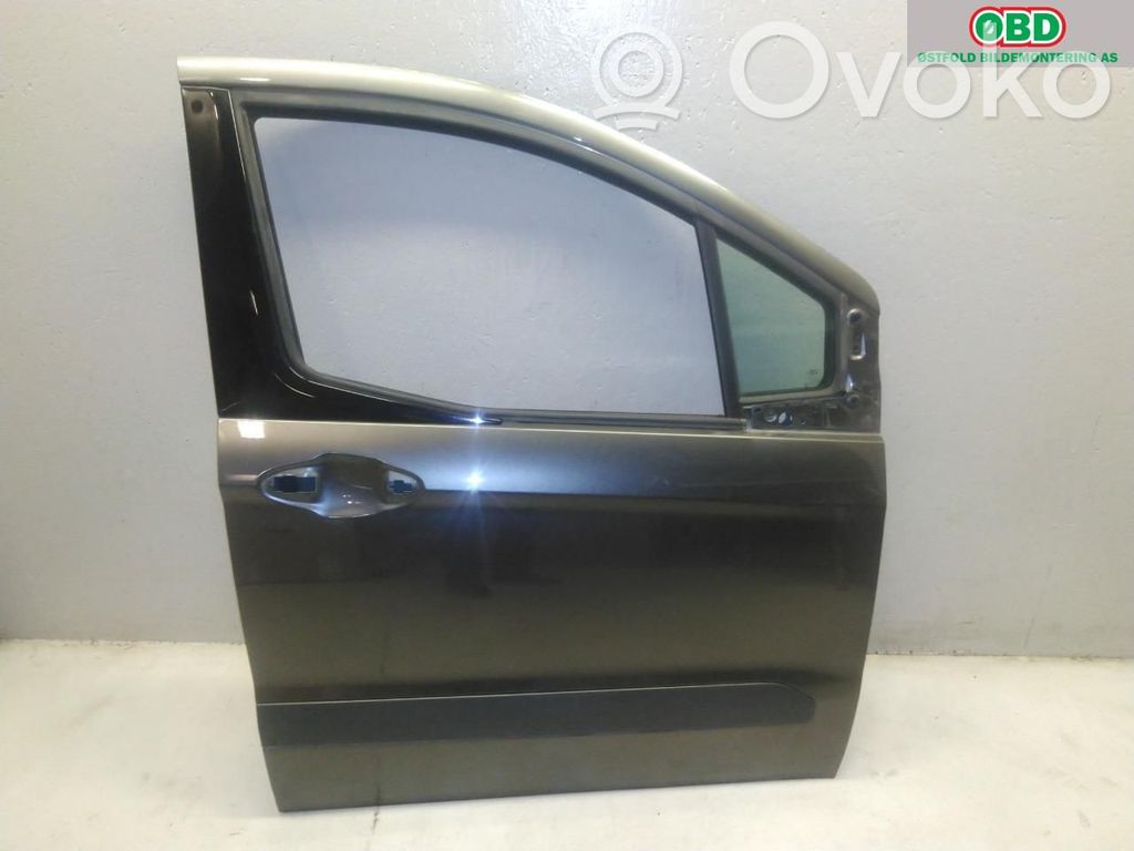 Ford Transit Courier Priekinės durys 