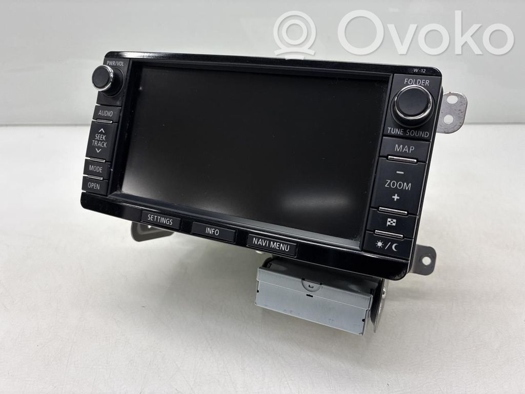 Mitsubishi Outlander Radio/CD/DVD/GPS head unit 