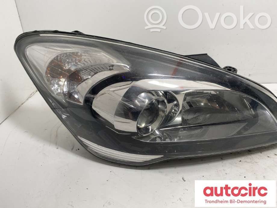 KIA Ceed Lampa przednia 