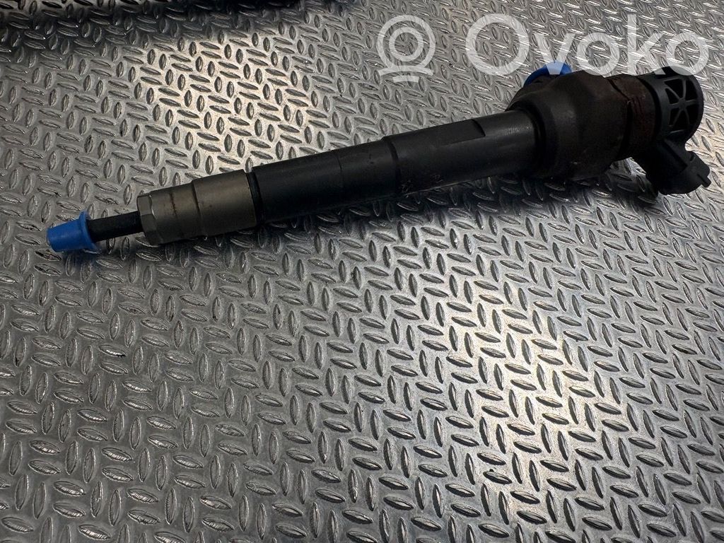 Inyector de combustible   AJ813375