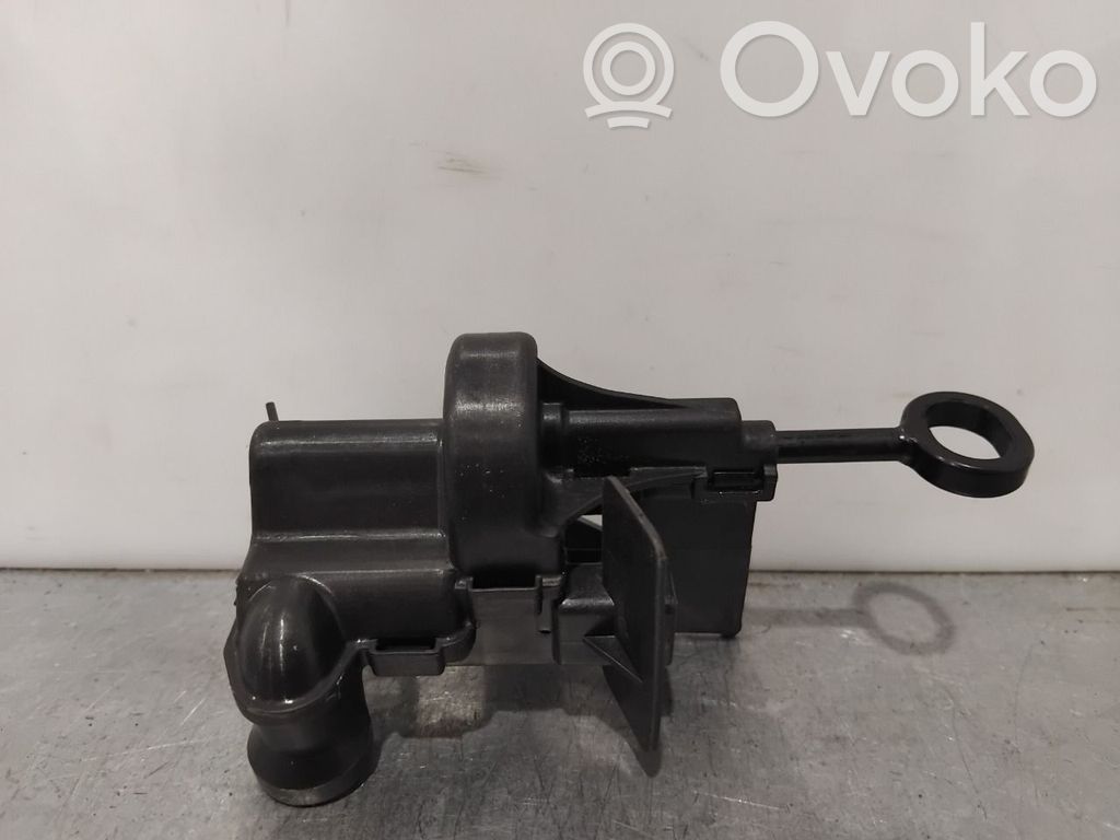 Peugeot 108 Tailgate lock latch 