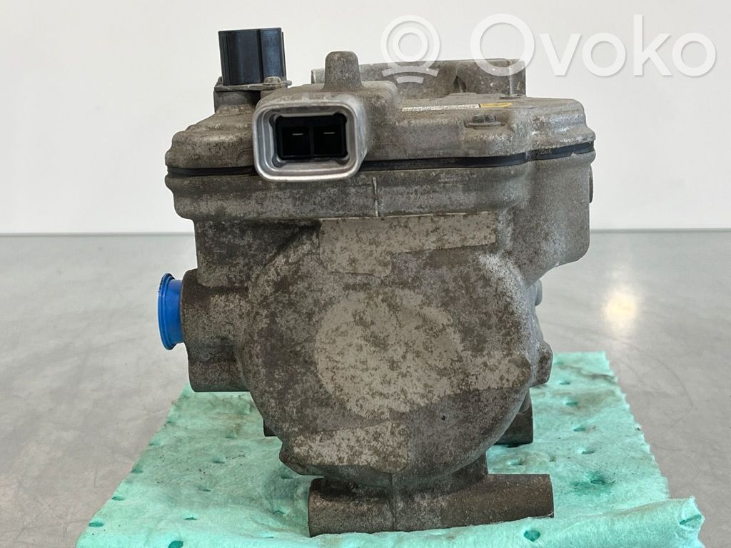 Toyota Prius+ (ZVW40) Air conditioning (A/C) compressor (pump) 