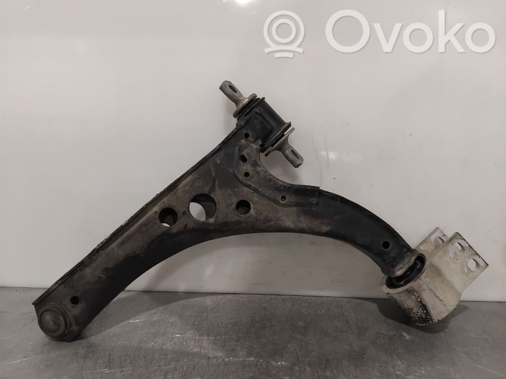 Opel Astra K Wahacz przedni 