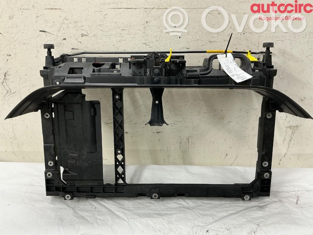 Ford B-MAX Radiatorių panelė 