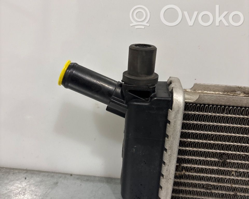 Toyota Auris E180 Radiatore di raffreddamento 
