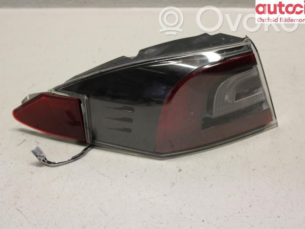 Tesla Model S Lampă spate în caroserie 