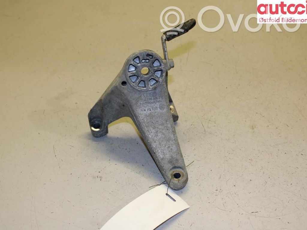 Porsche Cayenne (92A) Engine mount bracket 