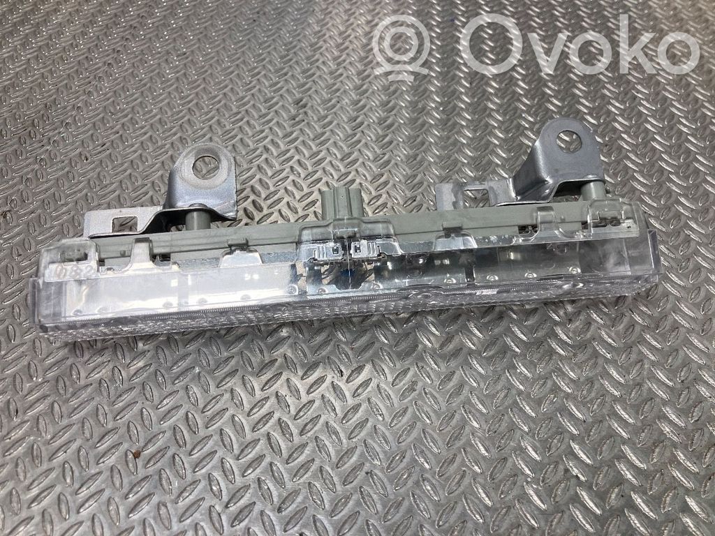 Toyota Auris 150 Lampă bară spate
