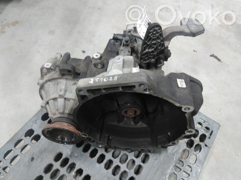 Volkswagen PASSAT B7 Boîte de vitesses manuelle à 6 vitesses