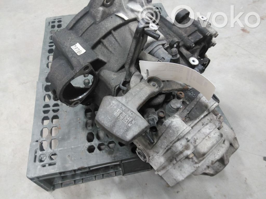 Volkswagen PASSAT B7 Cutie viteze manuală cu 6 trepte
