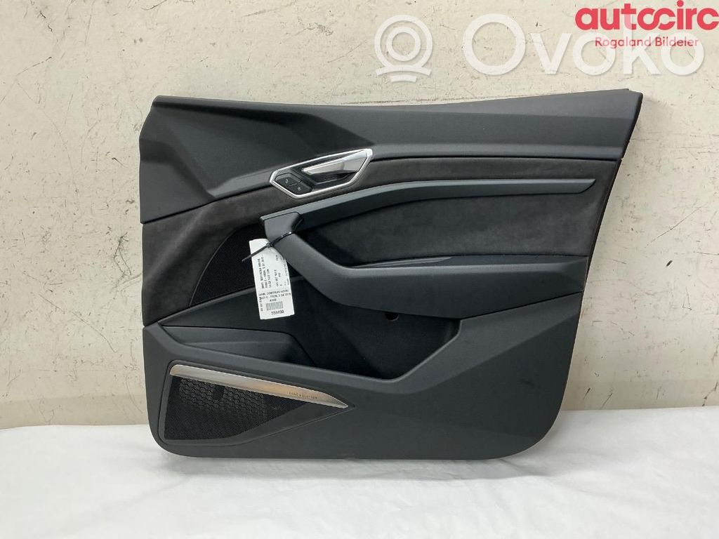 Audi e-tron Etuoven verhoilu 