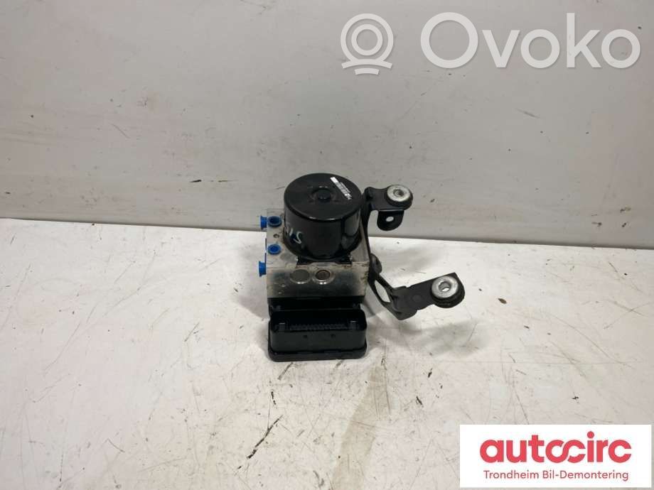 Volvo V70 ABS Pump 