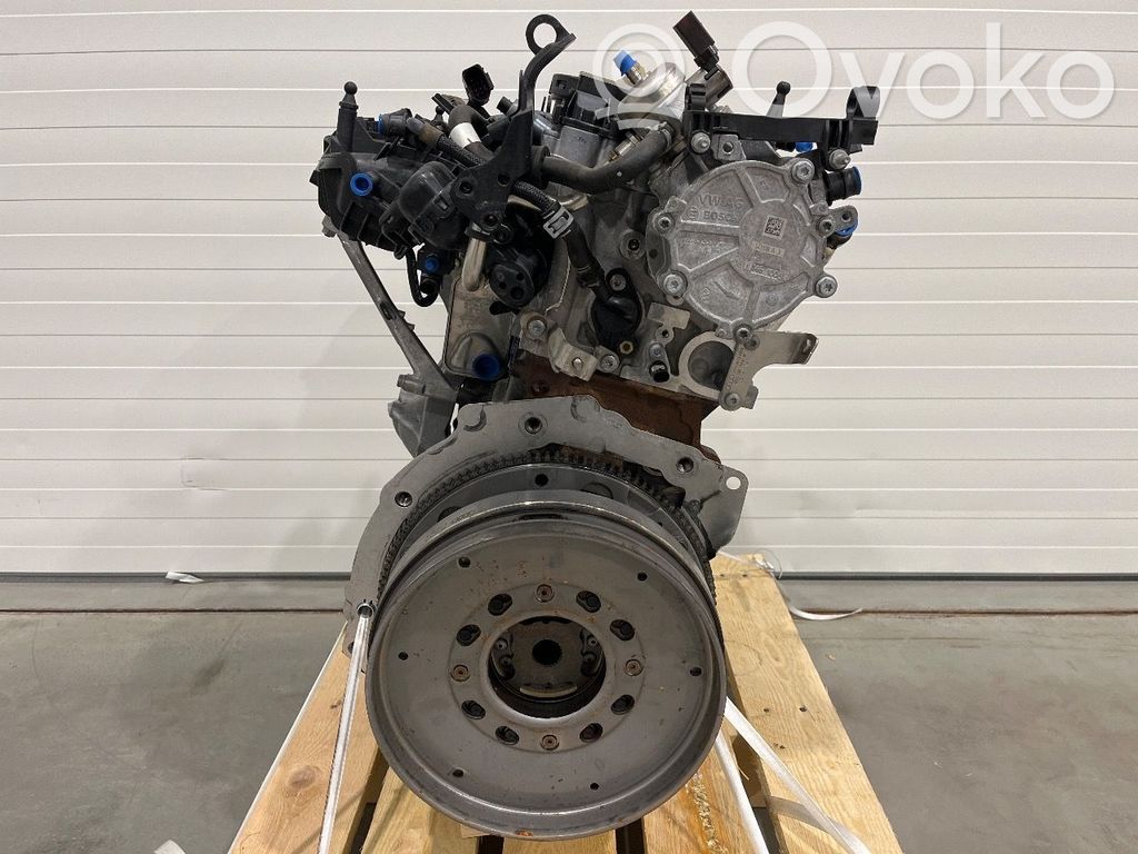 Audi A4 S4 B9 8W Motor 