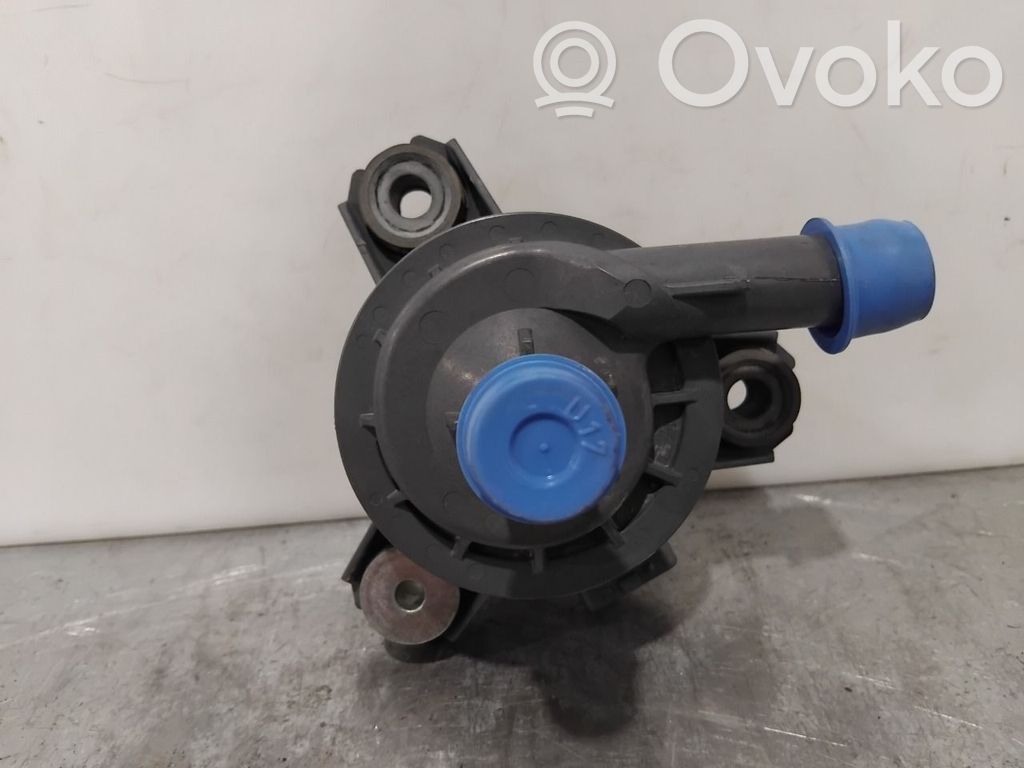 Toyota Auris E180 Webasto pompe de circulation d'eau