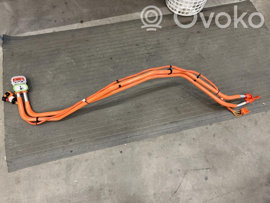 Tesla Model Y High voltage cable 