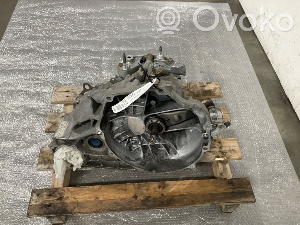 Honda CR-V Cutie viteze manuală cu 6 trepte 