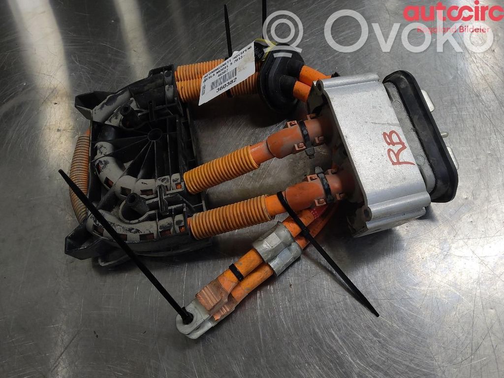 Tesla Model S High voltage cable 