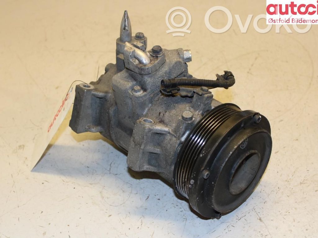 Toyota Avensis T270 Compressore aria condizionata (A/C) (pompa) 