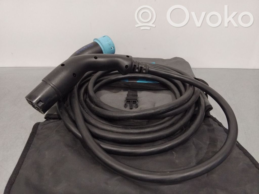 Renault Zoe Electric car charging cable 