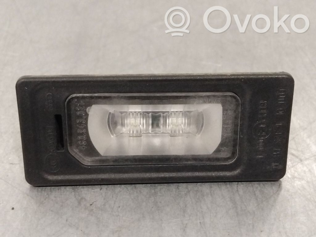 Éclairage de plaque d'immatriculation   4G0943021,4G0943021A,4G0943021A,4G0943021,4G0943021A,L00E13138