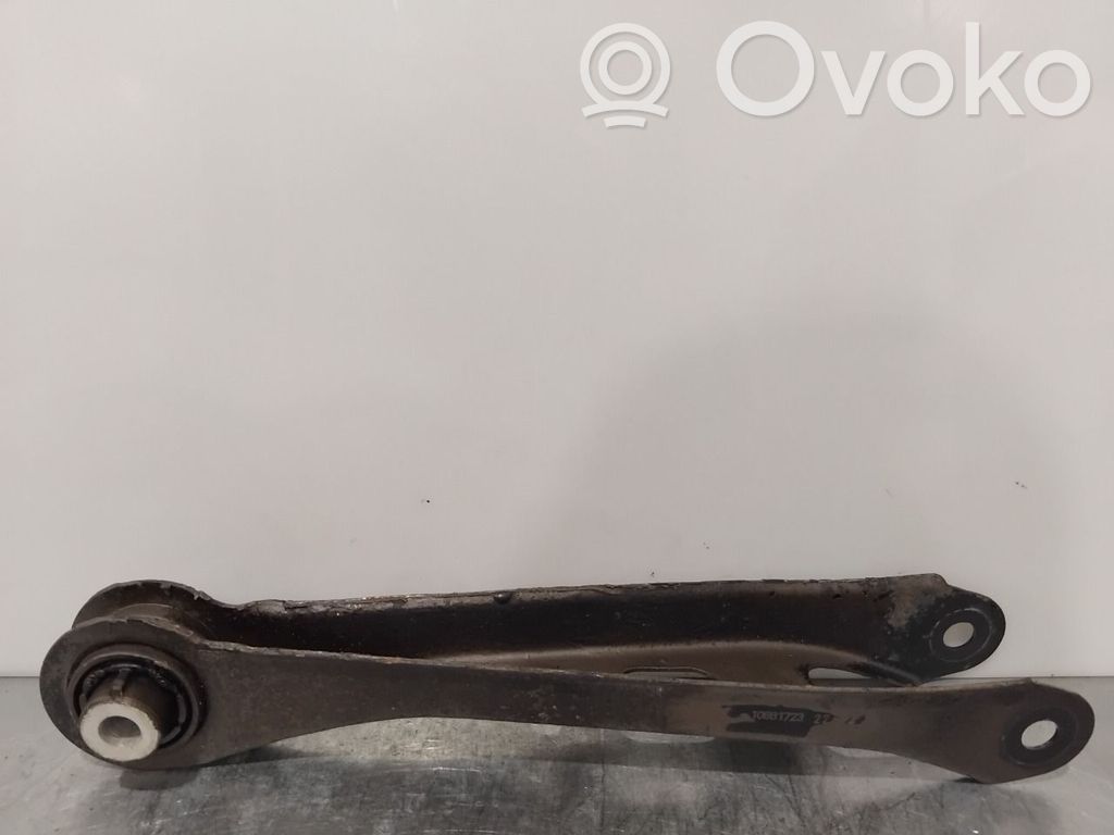 MG MG4 ev Querlenker hinten 