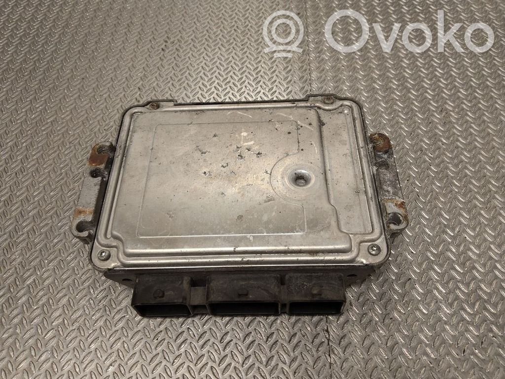 Suzuki Grand Vitara II Komputer / Sterownik ECU silnika