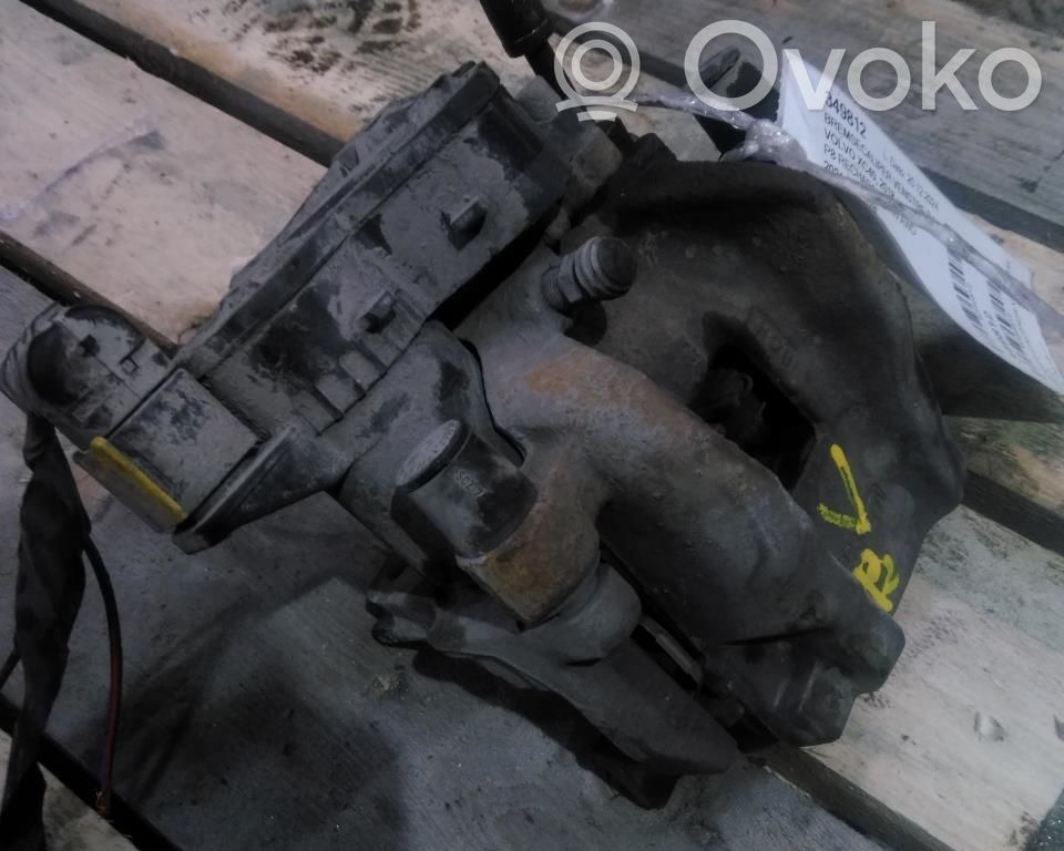 Volvo XC40 Задний суппорт 