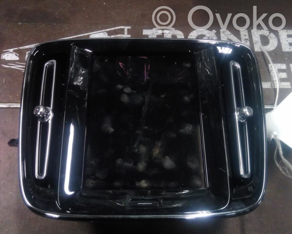 Volvo XC40 Ecran/afișaj/ecran mic 