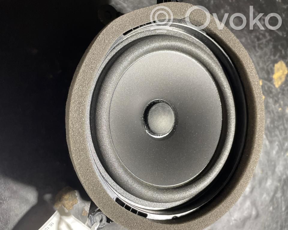 Volvo XC60 Głośnik drzwi przednich 