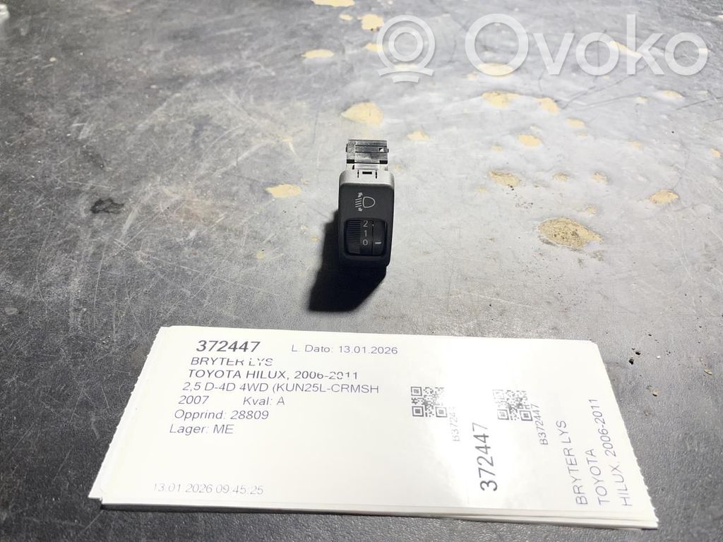 Toyota Hilux (AN10, AN20, AN30) Interruptor de luz