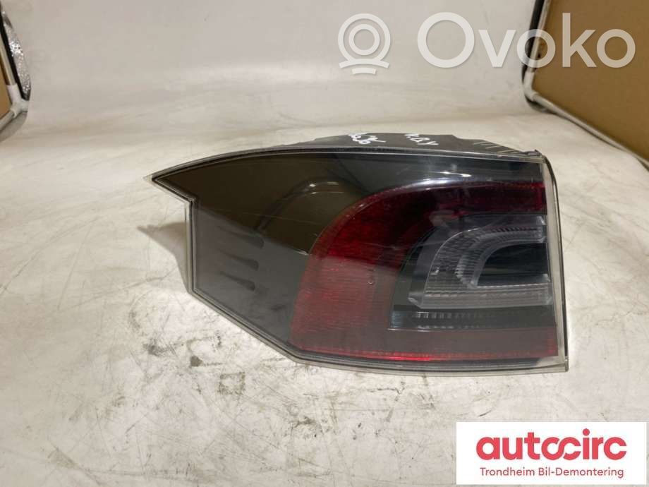 Tesla Model S Takavalot 