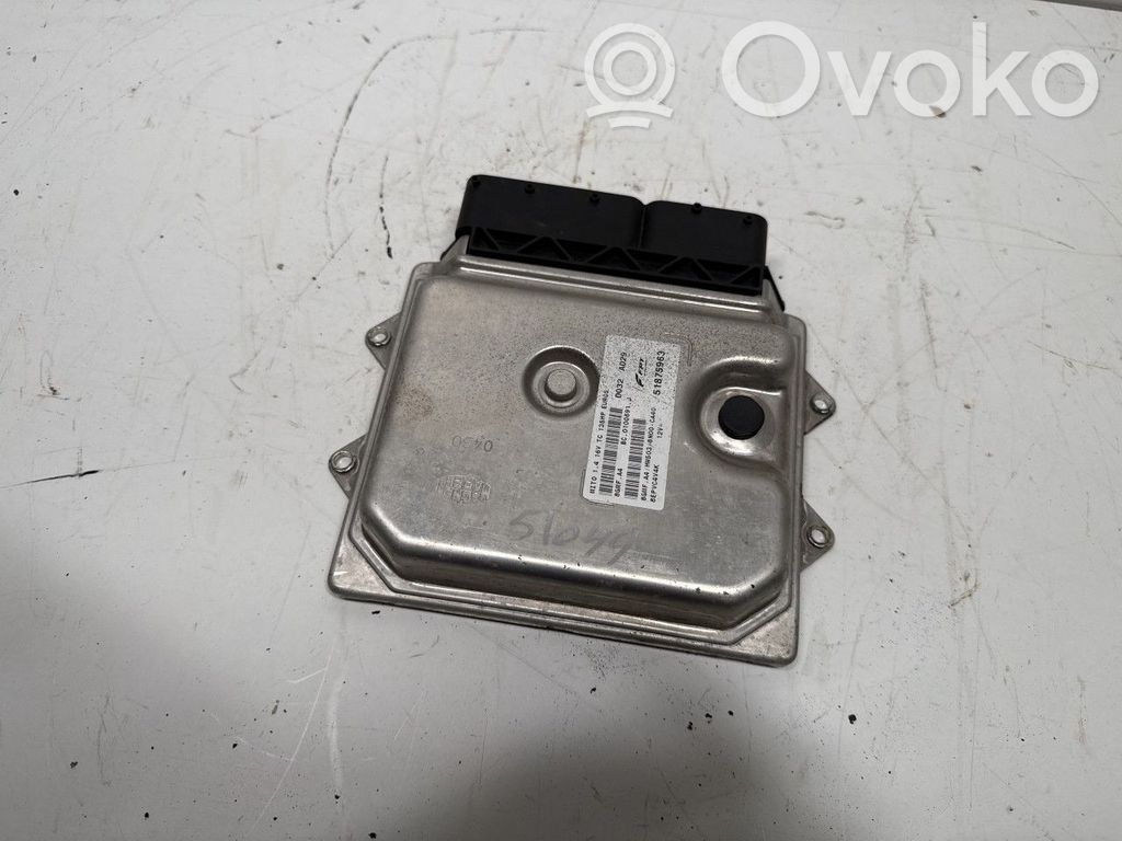Engine control unit/module ECU   51875963,51926693,51875963,51926693