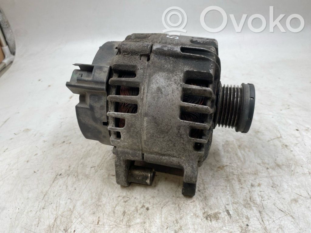 Volkswagen Golf VI Alternator 
