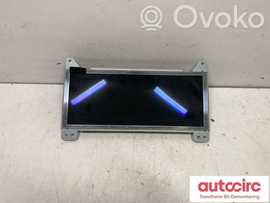 Tesla Model S Geschwindigkeitsmesser Cockpit 
