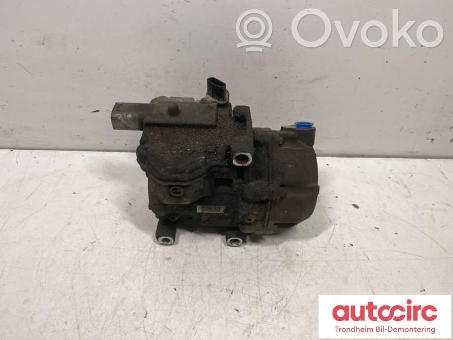 Toyota Prius (XW30) Compresseur de climatisation 