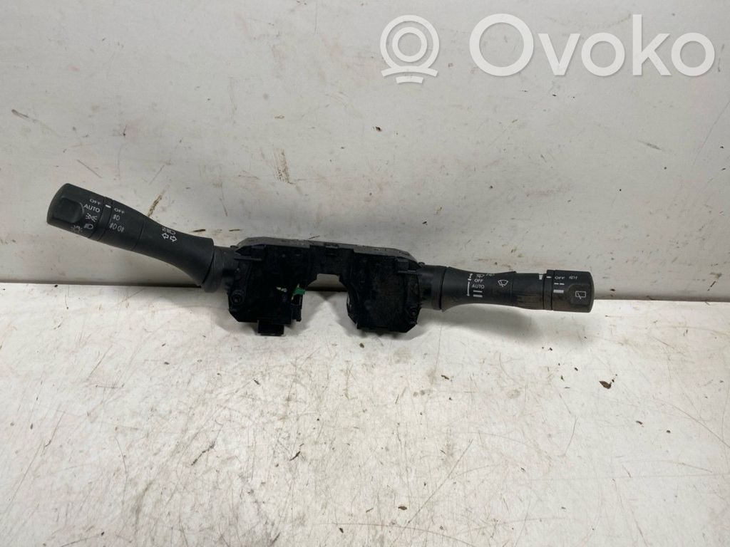 Nissan Juke I F15 Interrupteur / bouton multifonctionnel 