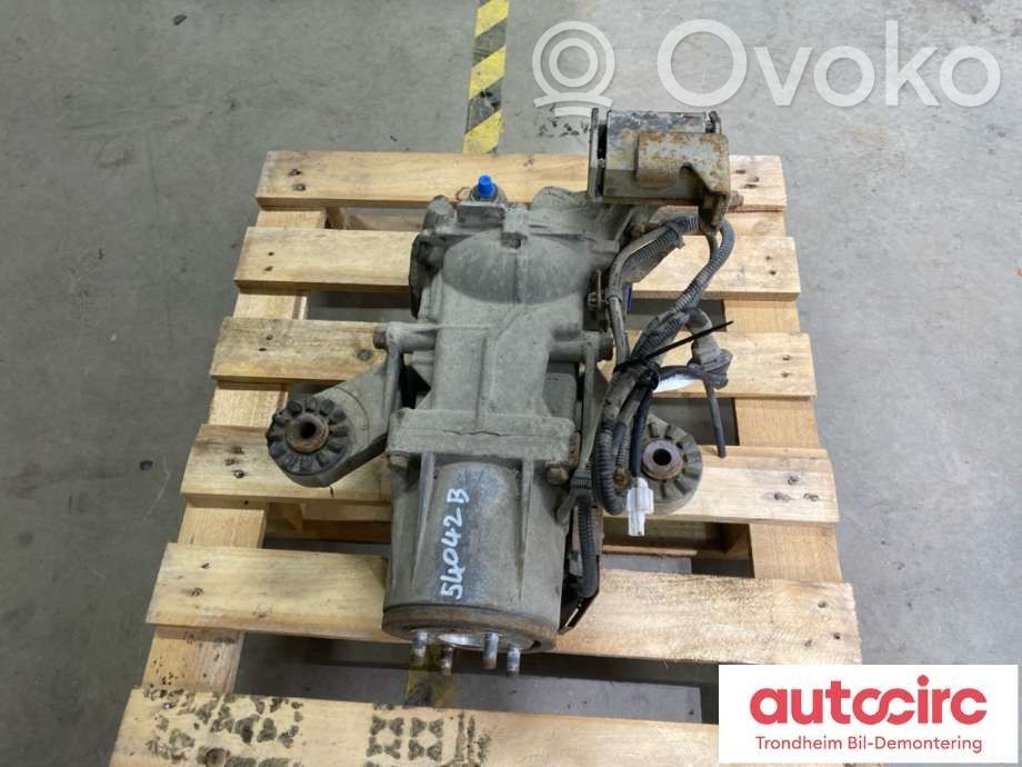 Mitsubishi Outlander Galinis tiltas 