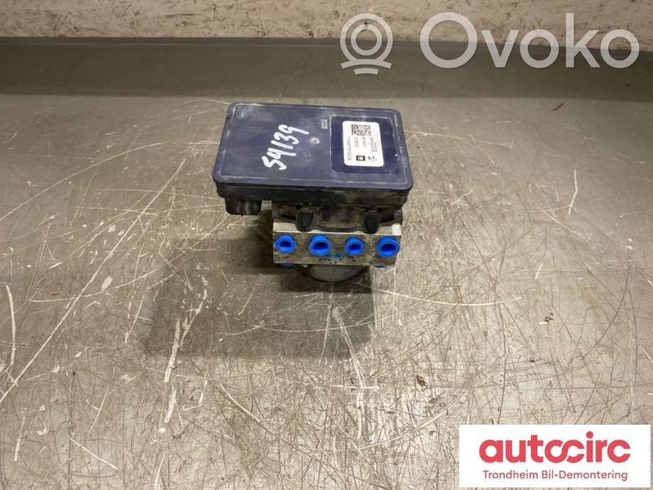 Opel Insignia A ABS bloks 