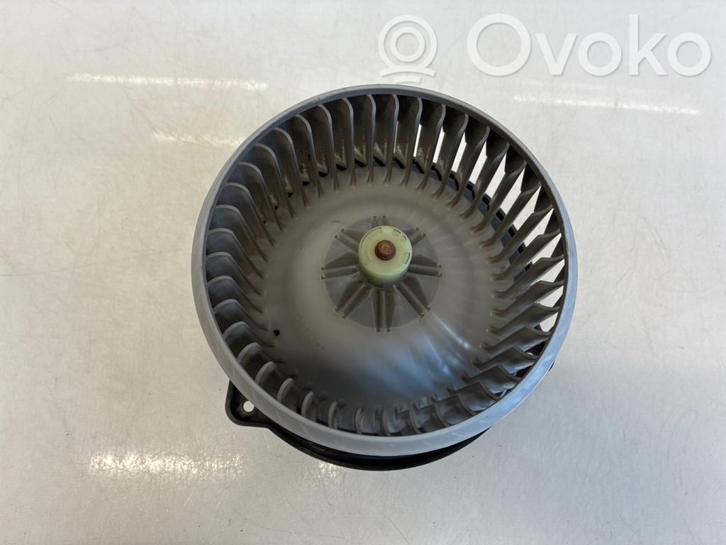 Toyota RAV 4 (XA20) Ventilator aerotermă 