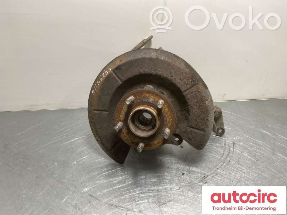 Ford Kuga II Aizmugurē riteņa rumbas vārpstas šarnīrs (stupica, capfa) 