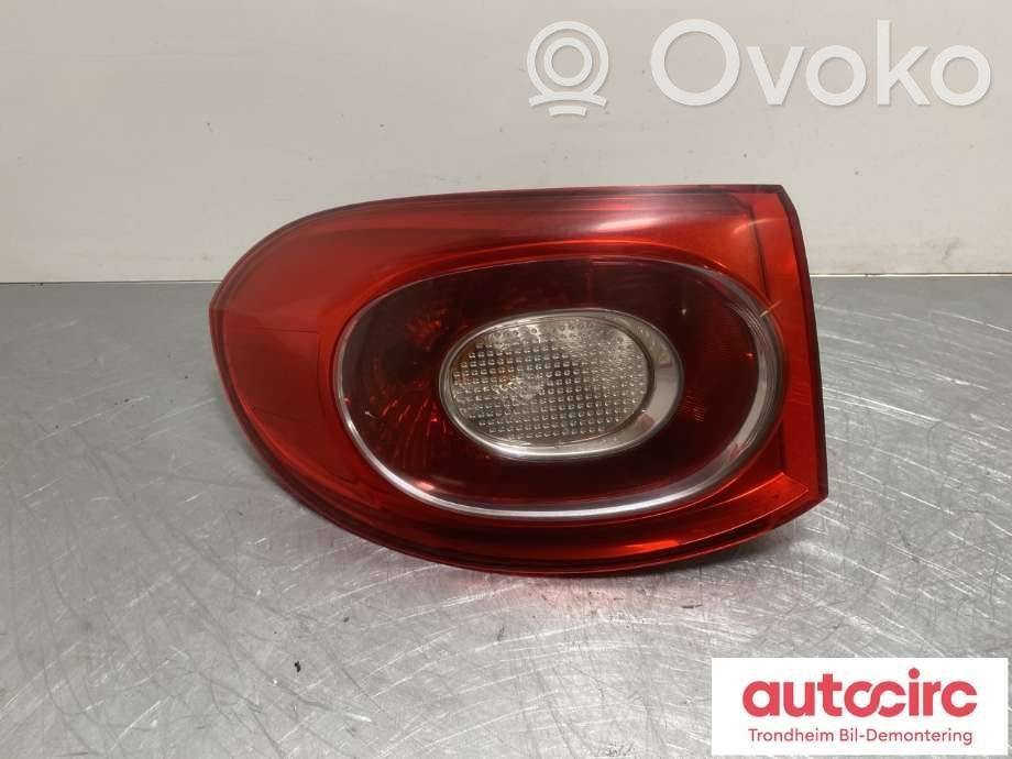 Volkswagen Tiguan Lampa tylna 