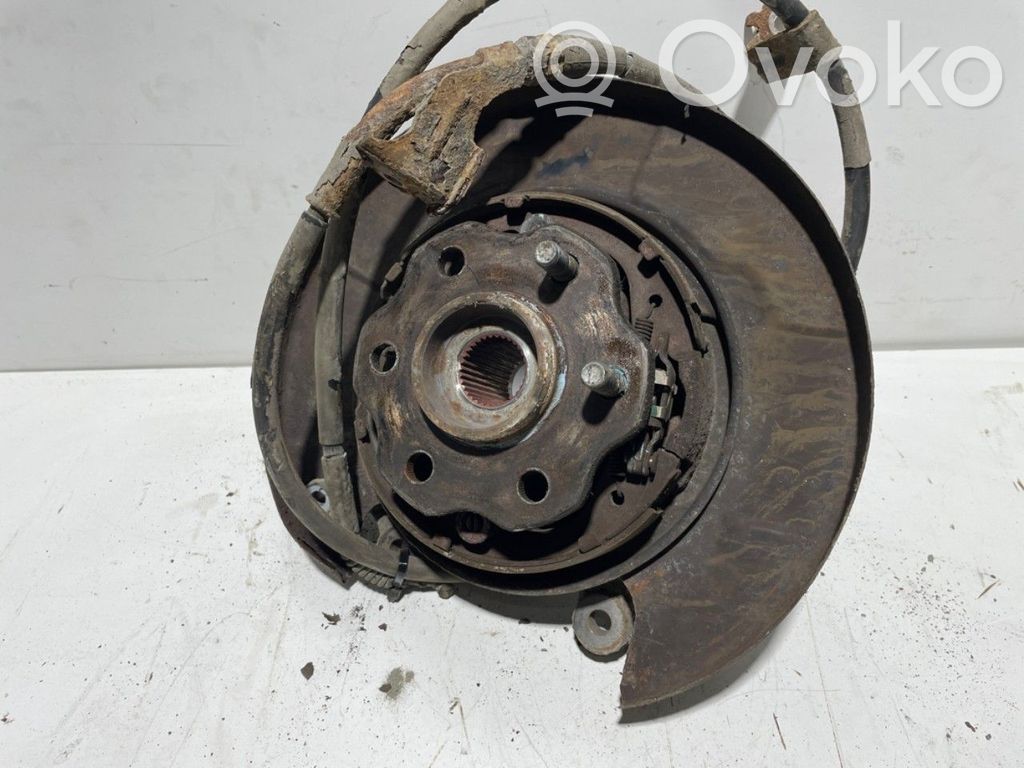 Nissan Pathfinder R51 Achsschenkel hinten