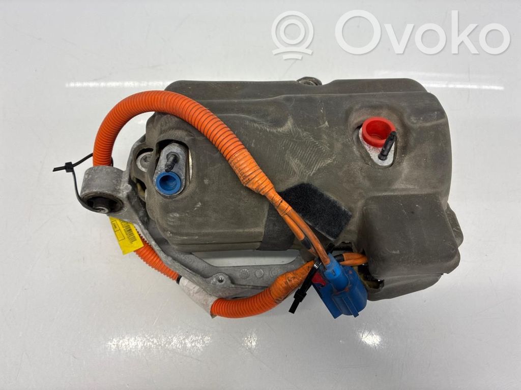 Tesla Model X Air conditioning (A/C) compressor (pump) 