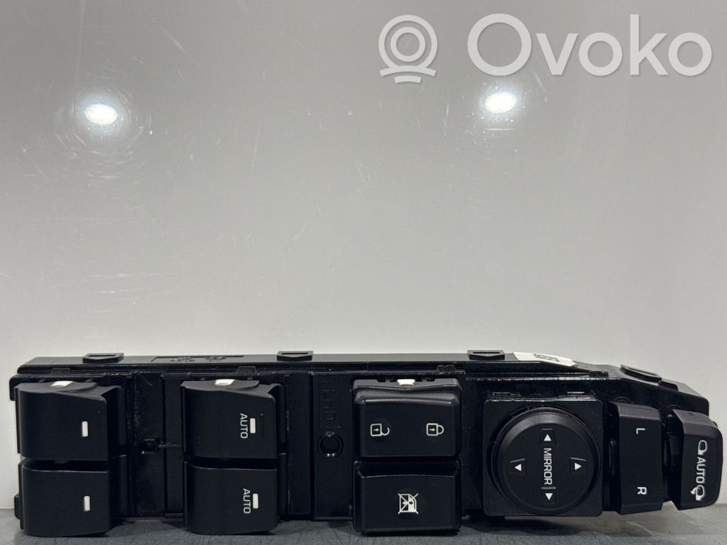 Hyundai Ioniq Electric window control switch 