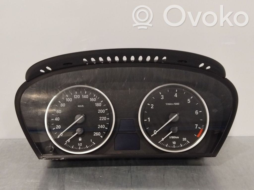 BMW 5 E60 E61 Nopeusmittari (mittaristo) 