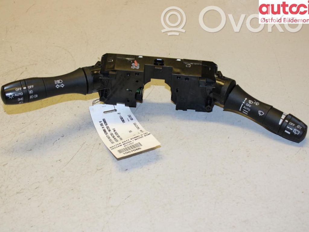 Nissan NV200 Interruptor de control multifunción 